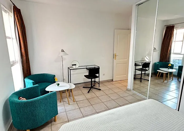 Duque Tenerife South * 아데제